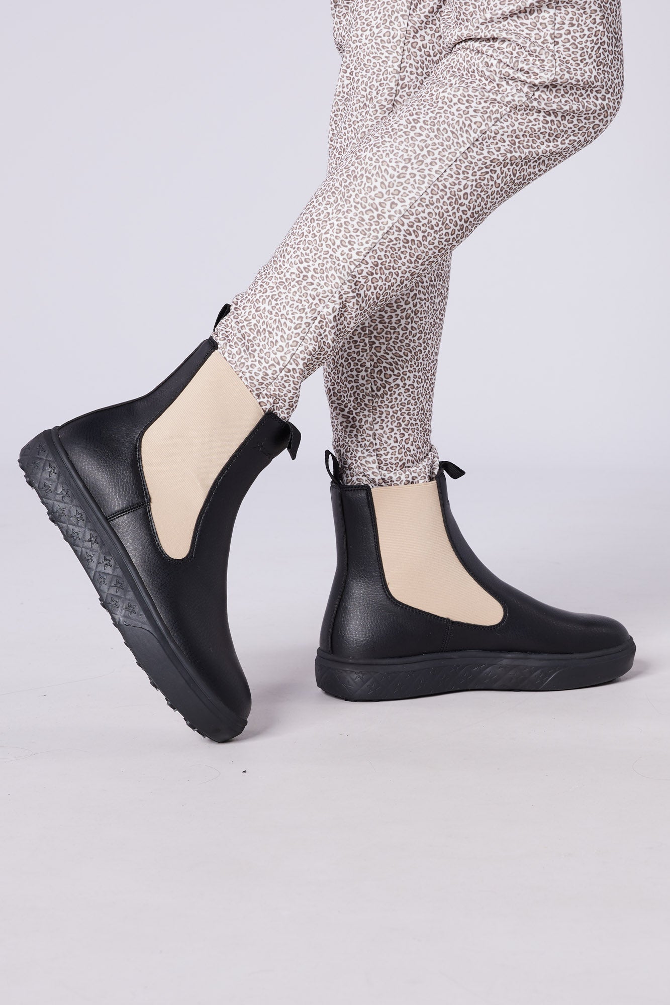 Carla Winter Boot Pitch Black