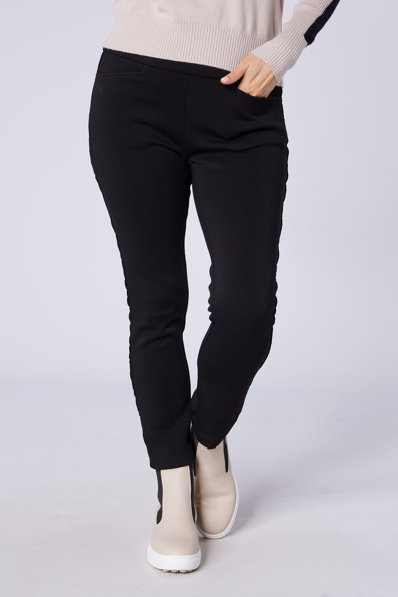Amber Thermal Fleece Trouser Pitch Black