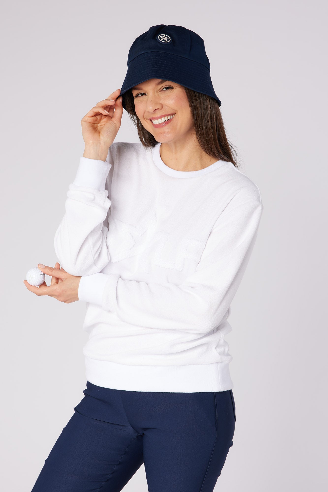 Elio Icon Sweater White