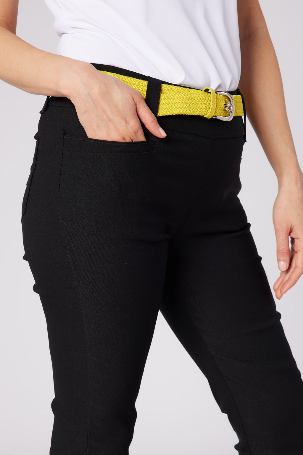 Core Pull On Capri Black