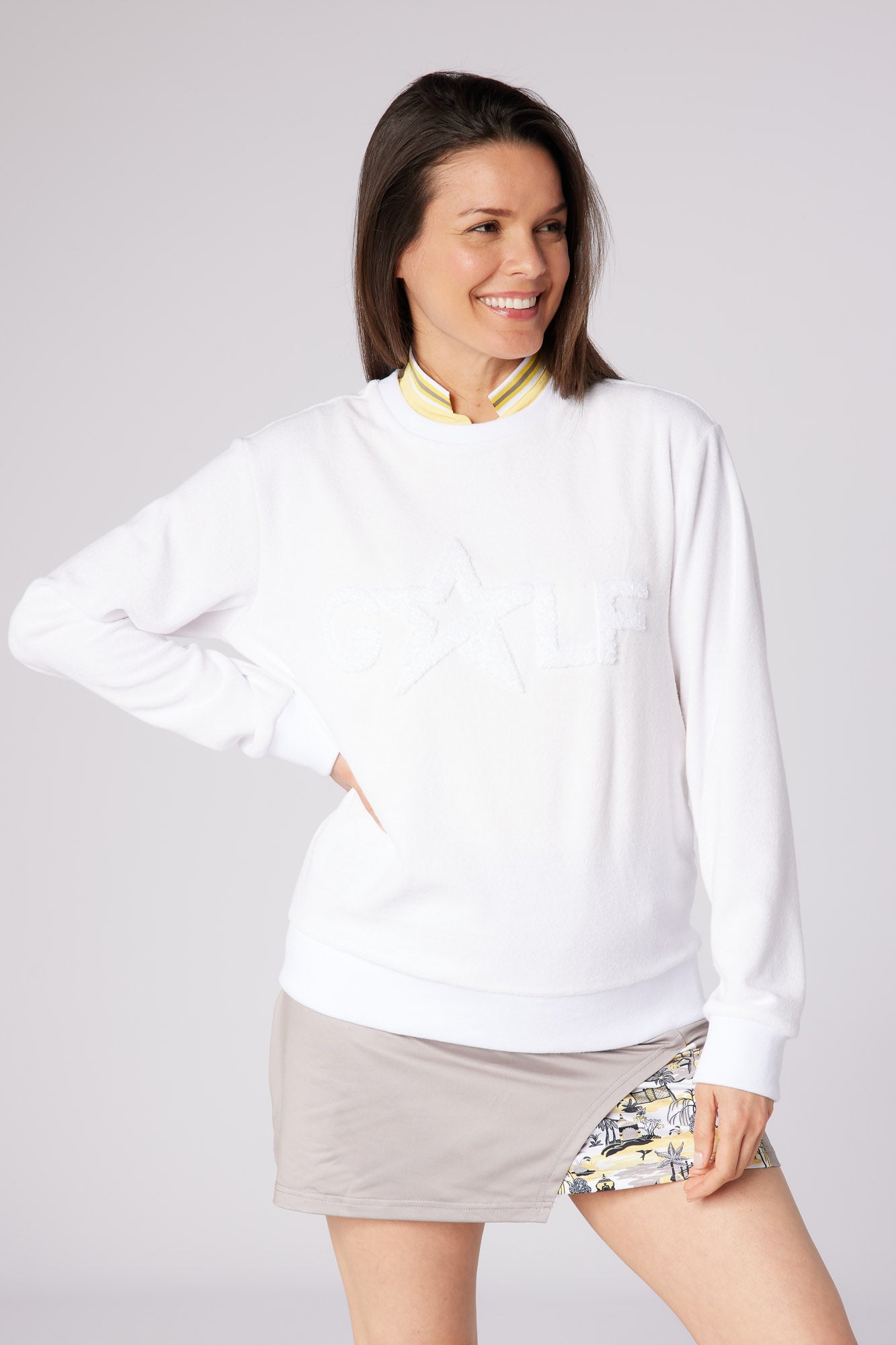 Elio Icon Sweater White