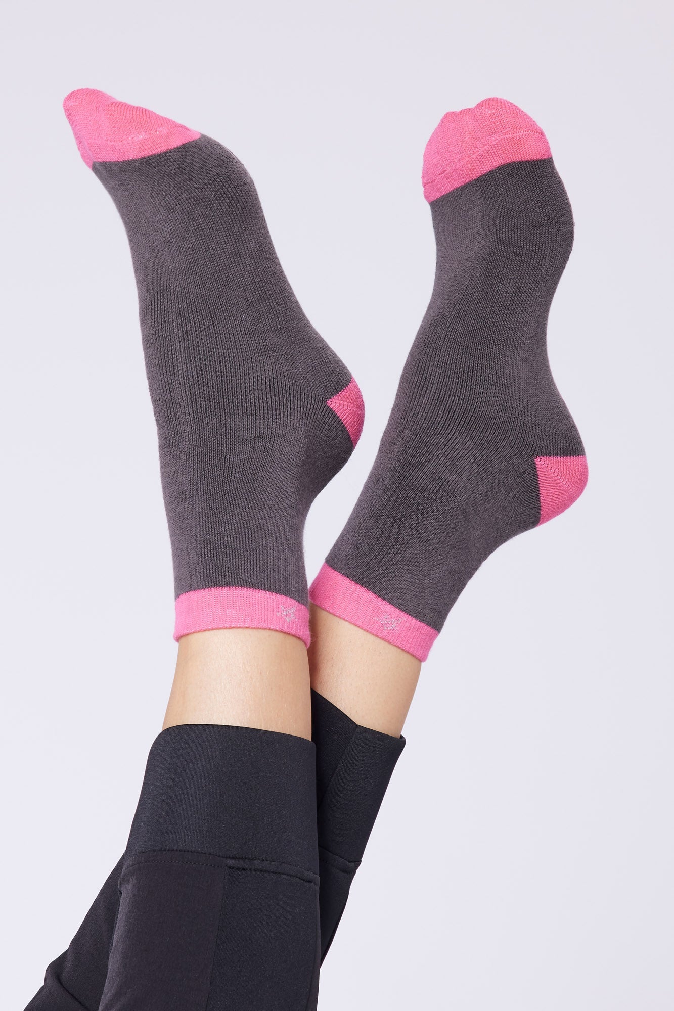 #colour_neon-pink-ultimate-grey